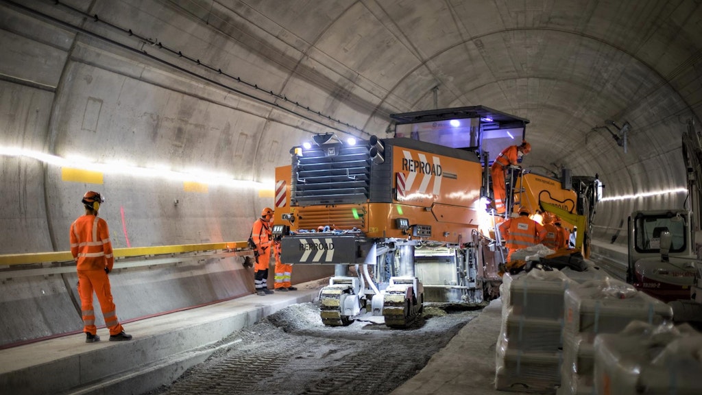 Tunnel de base du Saint-Gothard