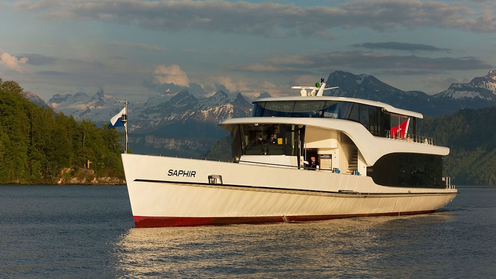 Die MS Saphir auf dem Vierwaldstättersee