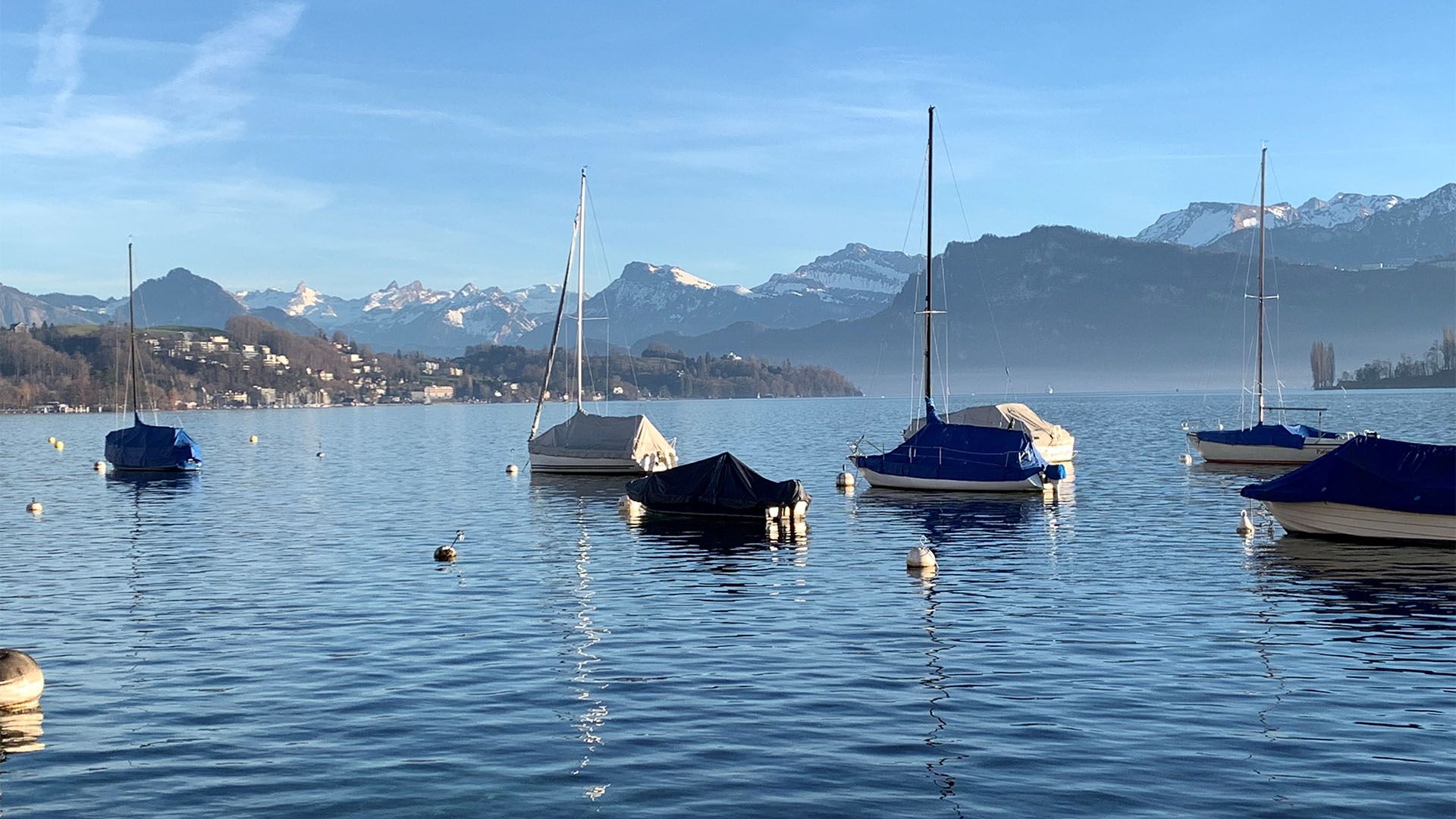 Segelschiffe im Winter