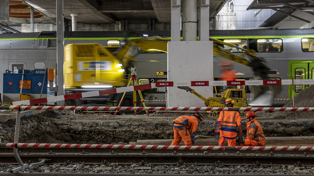 Work in progress at the Bern train station.