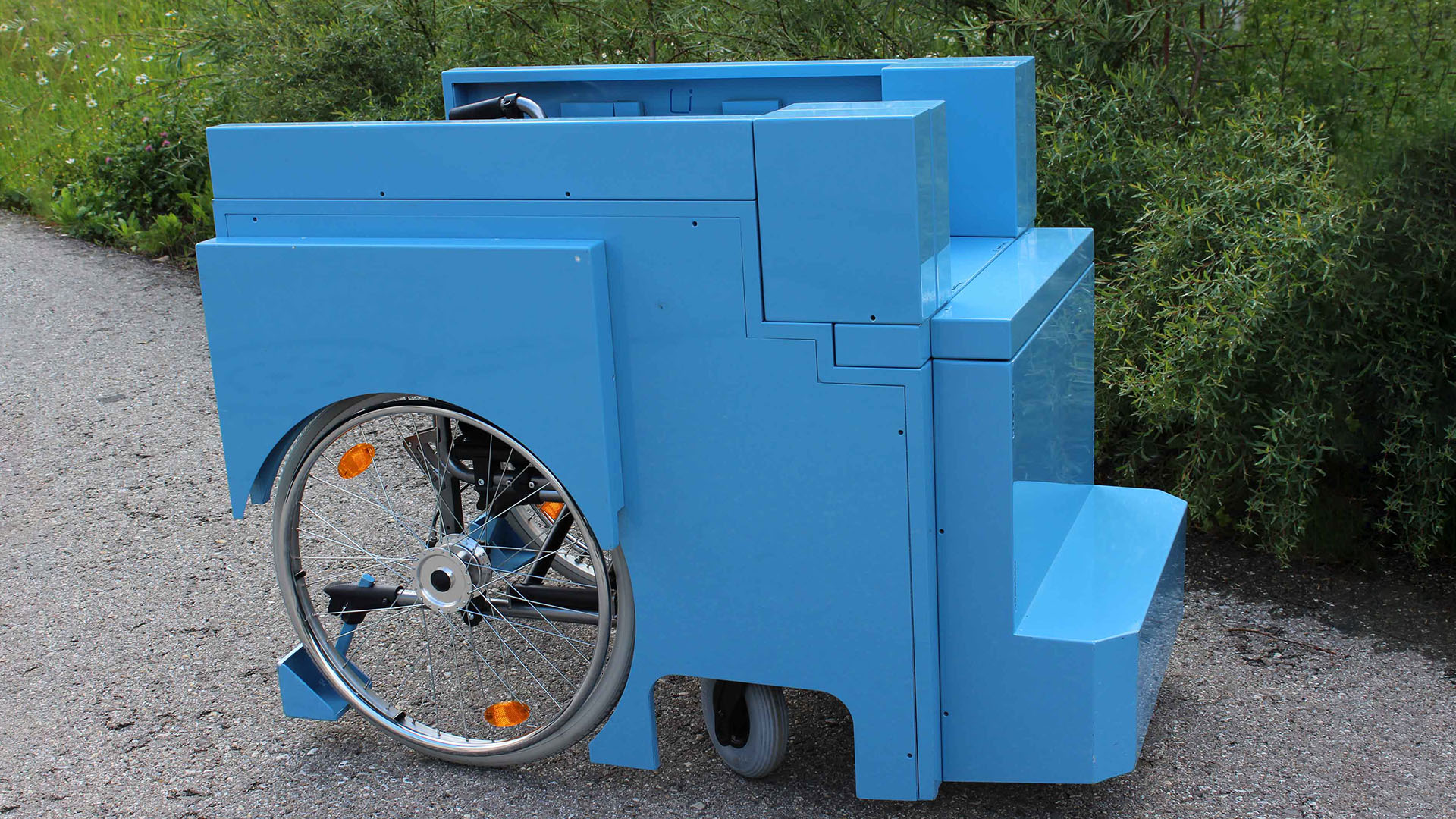 Un fauteuil roulant de planification pour les transports publics