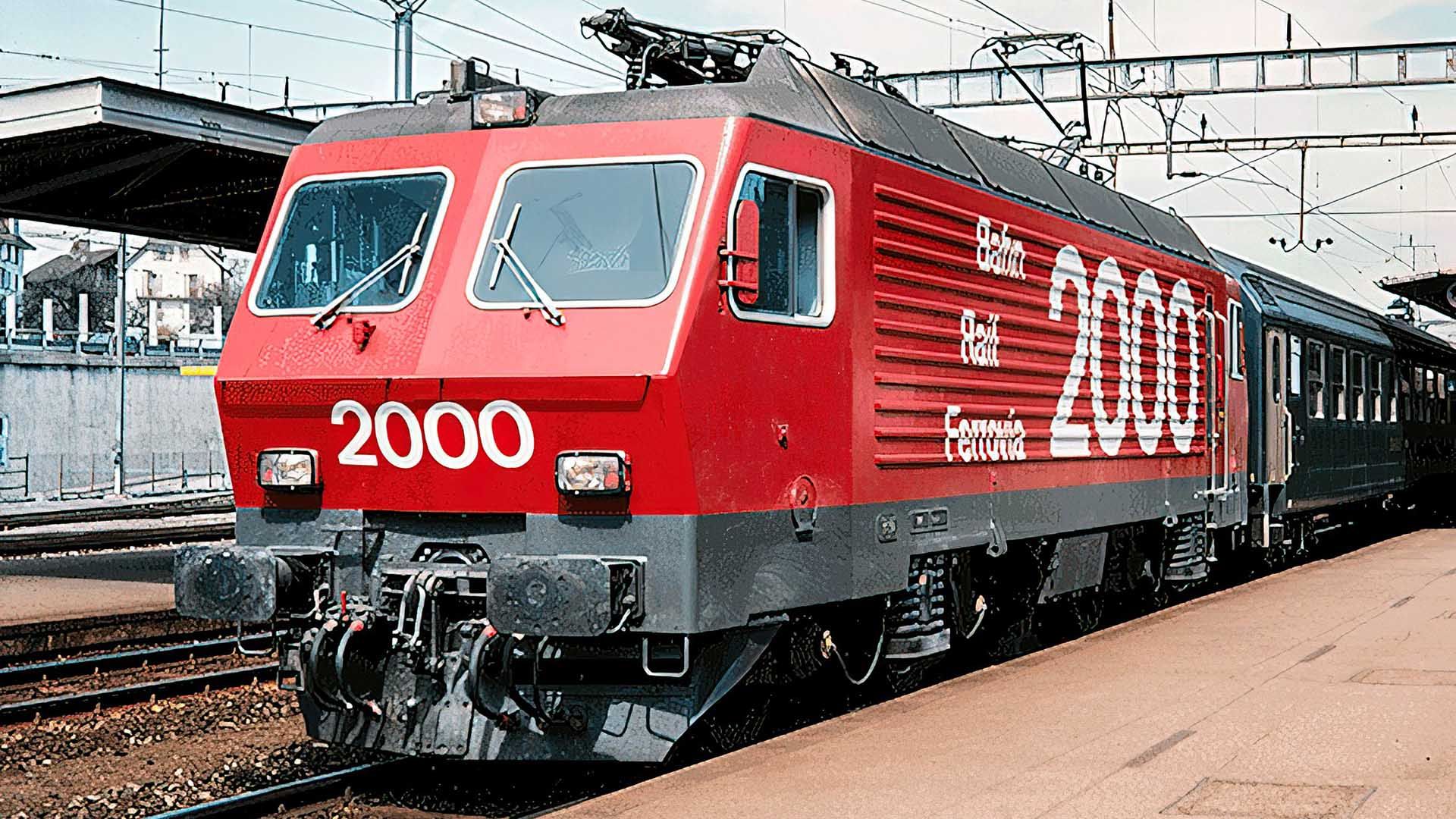 Una locomotiva «ferrovia 2000» alla stazione di Morges